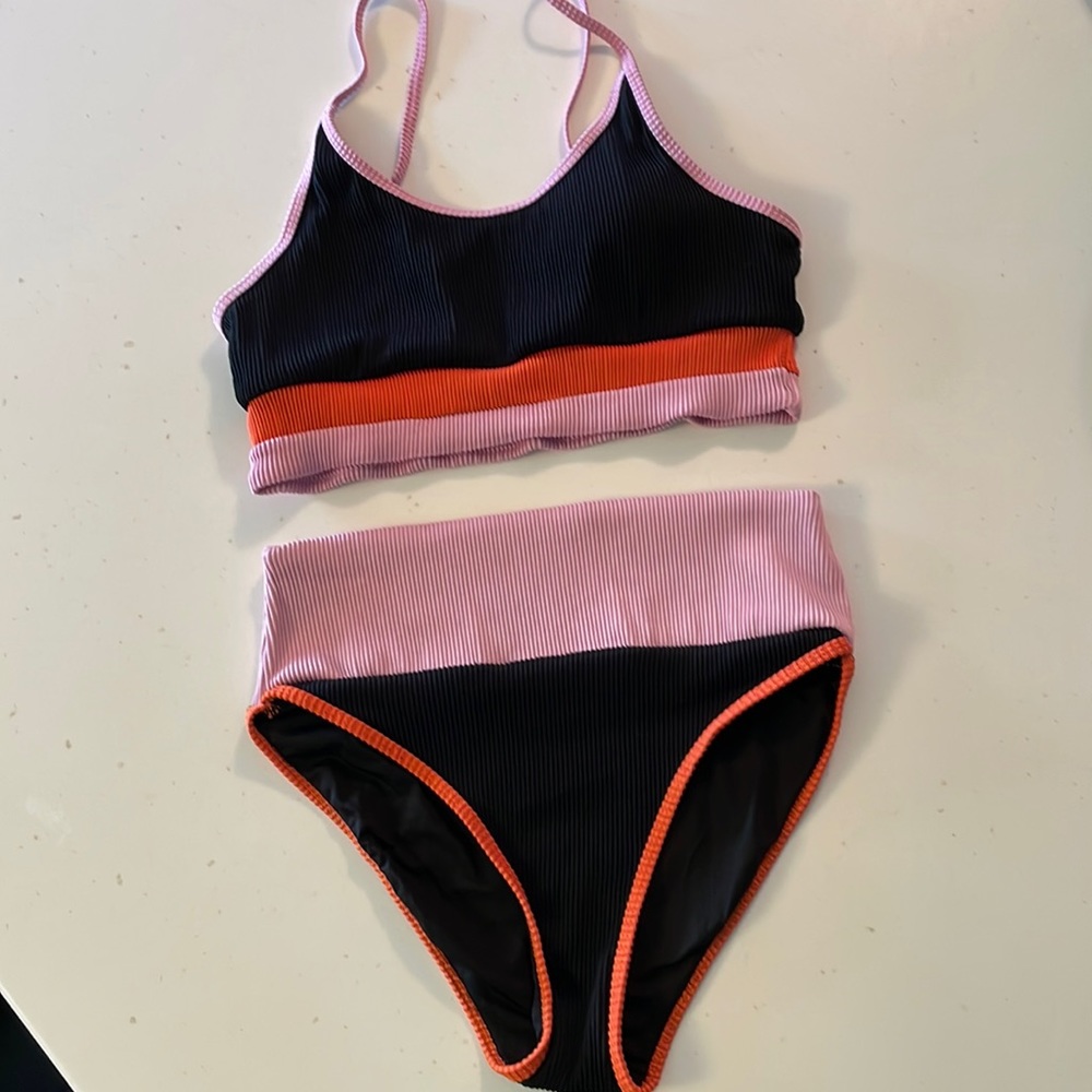 Color Block  high waisted bathing suit.
